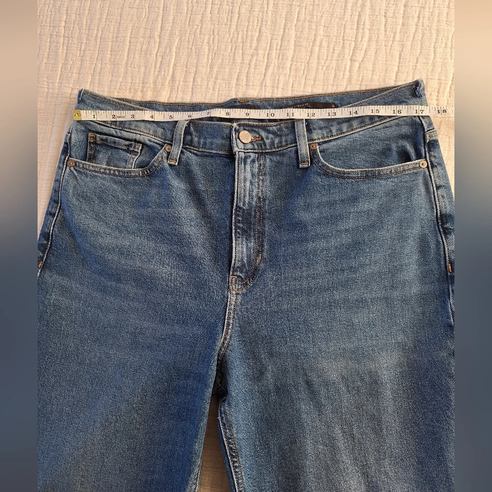 Banana Republic Distressed Blue Ankle Jeans - Picture 8 of 14
